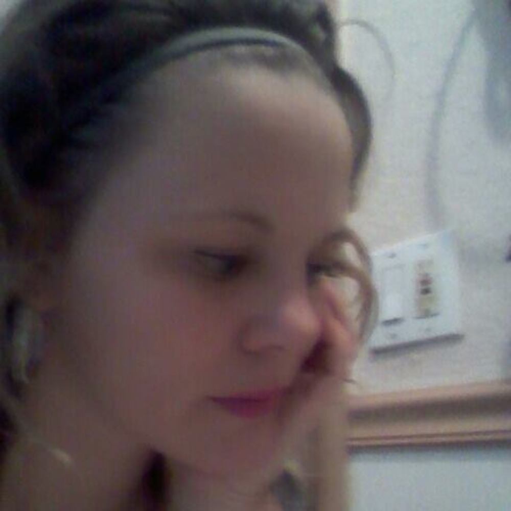 Meet your Posher, Holly